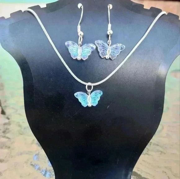 Iridescent Butterfly Necklace - Picture 2 of 4
